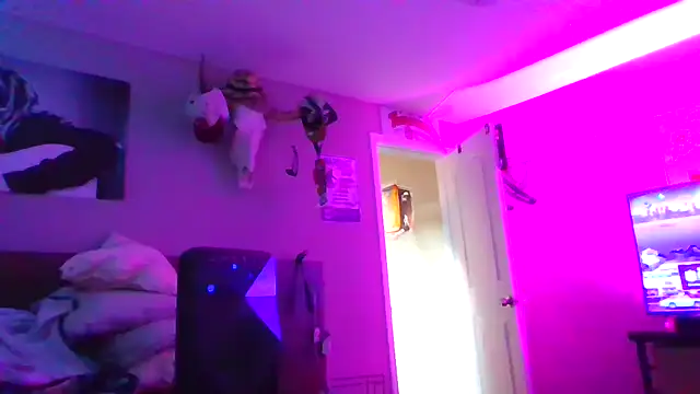 Snapshot of rickyslick123 chatting on January 2025 10:23:01 PM rickyslick123 online show from January 2025 10:23:01 PM