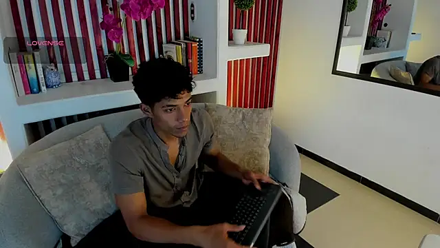 Snapshot of wagz chatting on June 2026 07:50:01 PM wagz online show from June 2026 07:50:01 PM