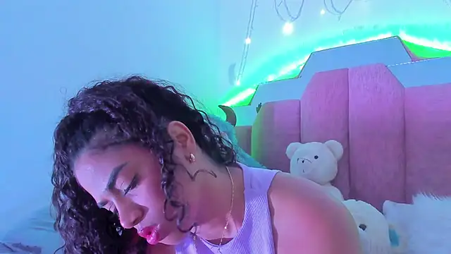 Snapshot of Abby_Moss2 chatting on January 2025 01:55:02 PM Abby Moss2 online show from January 2025 01:55:02 PM