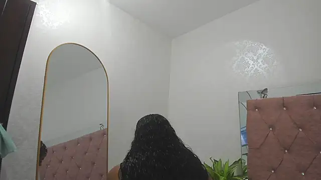 Snapshot of Abby_Moss2 chatting on February 2025 08:20:02 PM Abby Moss2 online show from February 2025 08:20:02 PM