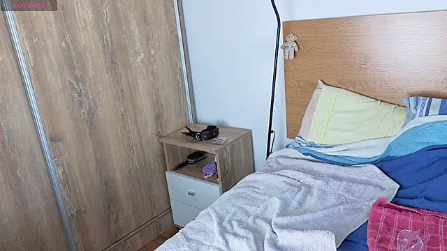 CumSlut-Lana online show from October 2025 03:54:01 PM