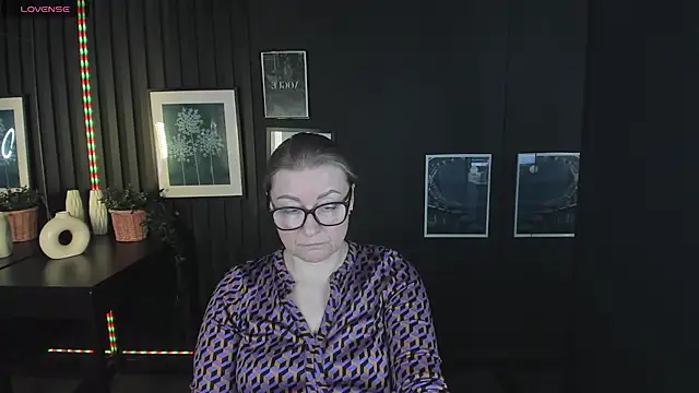 AlexandraKind online show from March 2025 07:19:01 AM