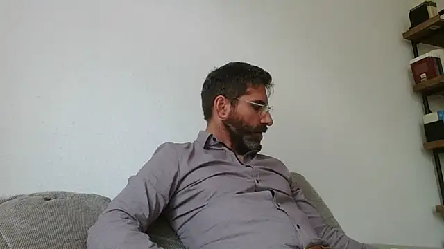 alcatraz009 online show from September 2025 02:42:01 PM