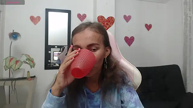 lulu 25  online show from December 2024 11:42:01 PM