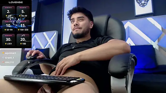 Tommidubois online show from December 2024 03:11:02 PM