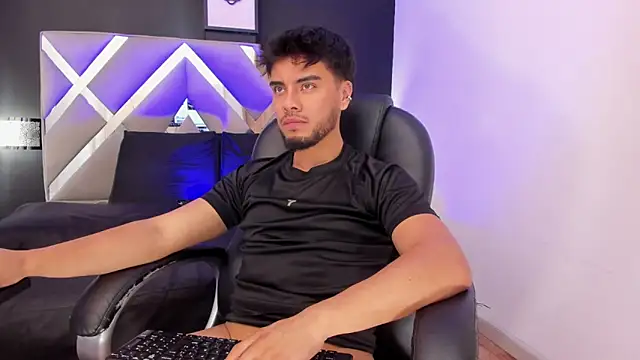 Tommidubois online show from January 2025 03:09:02 AM