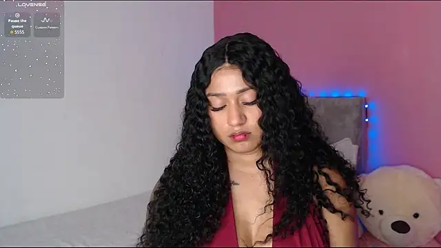 alinakiss online show from March 2026 07:14:02 PM