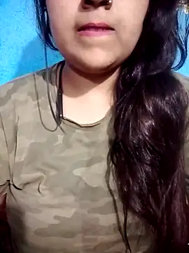 Love-Veronica online show from March 2026 12:23:01 PM