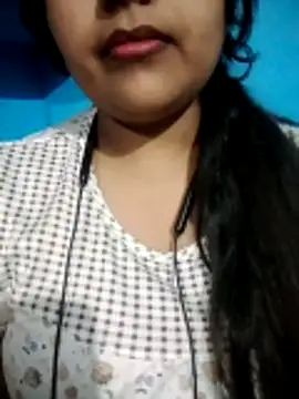 Love-Veronica online show from March 2026 05:07:01 PM