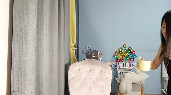 Lena-yyds online show from February 2025 01:38:02 PM