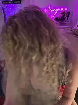 CurvyAnonymousGirl89 online show from February 2026 08:47:01 PM