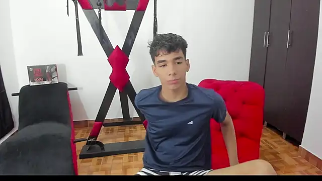 Harry LatinBoy online show from January 2025 11:18:02 PM