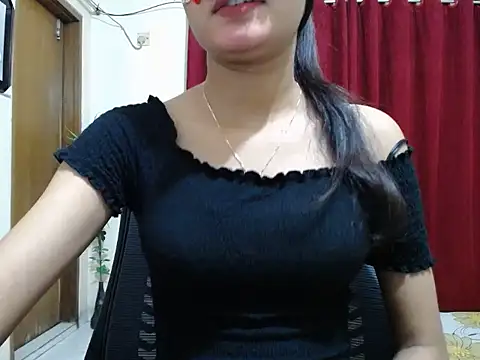 Snapshot of taisina chatting on January 2025 10:21:01 PM taisina online show from January 2025 10:21:01 PM