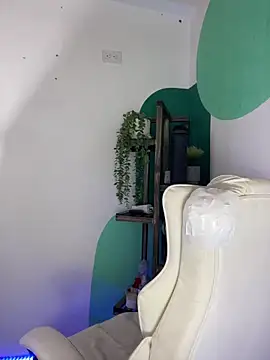 LollaByer online show from April 2026 09:06:02 PM