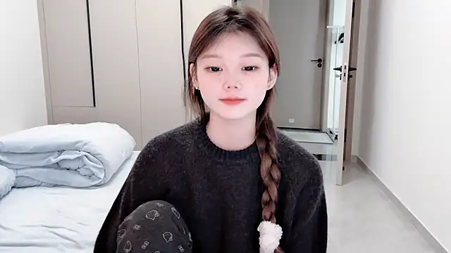 yangyang-1115 online show from November 2025 04:26:02 AM