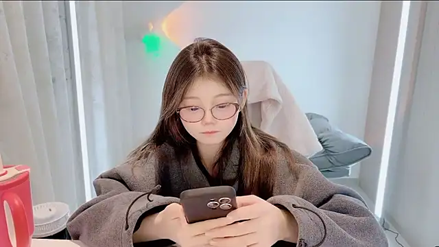 yangyang-1115 online show from November 2025 03:58:01 PM