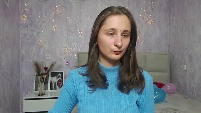 MichelLeee online show from January 2025 12:04:02 PM