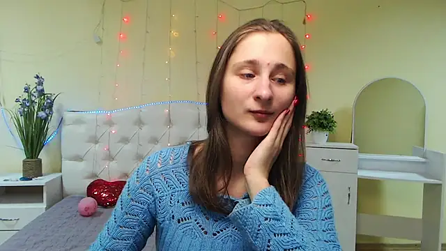 MichelLeee online show from February 2025 12:16:01 PM