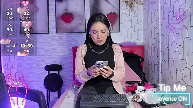 Ella Rousse online show from February 2025 12:25:02 PM