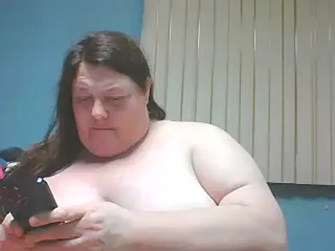 Honeybee2025 online show from January 2025 12:01:01 AM