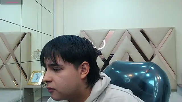 AndrewPherson online show from January 2025 01:27:01 PM