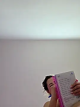 NeredaXxx online show from April 2026 08:44:01 PM