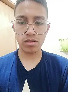 Snapshot of Tuchico_888 chatting on February 2025 06:37:02 PM Tuchico 888 online show from February 2025 06:37:02 PM