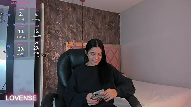 SKYLERWHIITEE online show from March 2025 04:30:02 AM