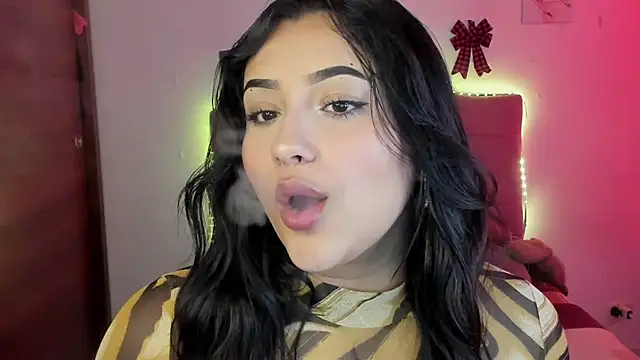 male couper online show from December 2024 07:10:01 PM