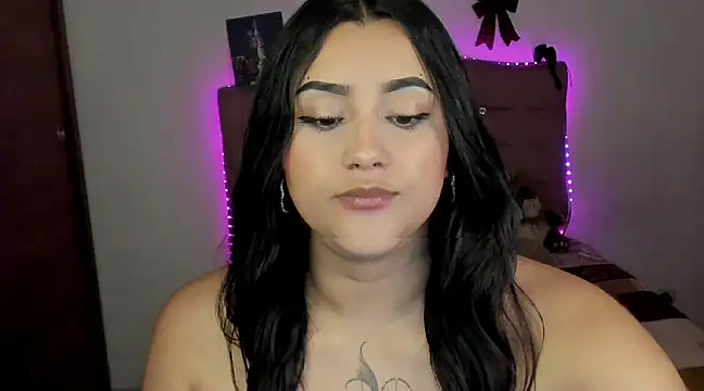 male couper online show from December 2024 11:10:02 PM