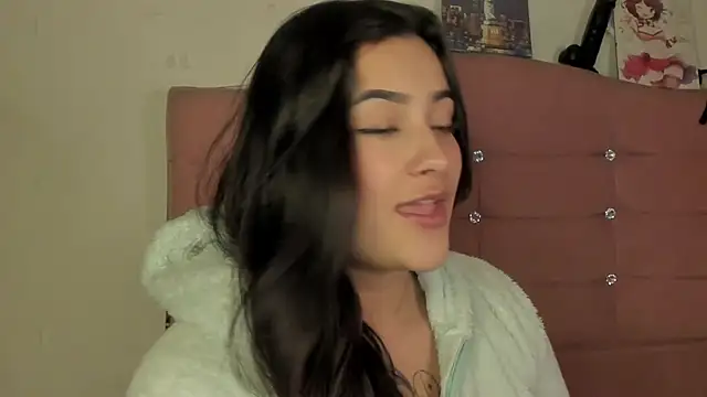 male couper online show from December 2024 09:35:01 AM