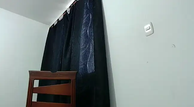 Snapshot of nicolle_milf1978 chatting on January 2025 11:33:02 AM nicolle milf1978 online show from January 2025 11:33:02 AM