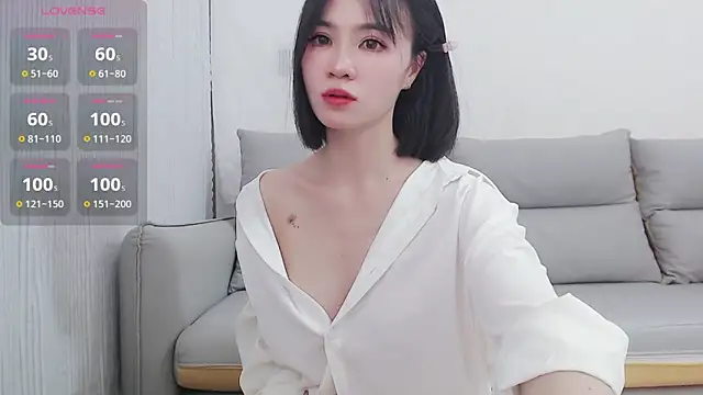 Koi-m- online show from February 2025 02:16:02 PM