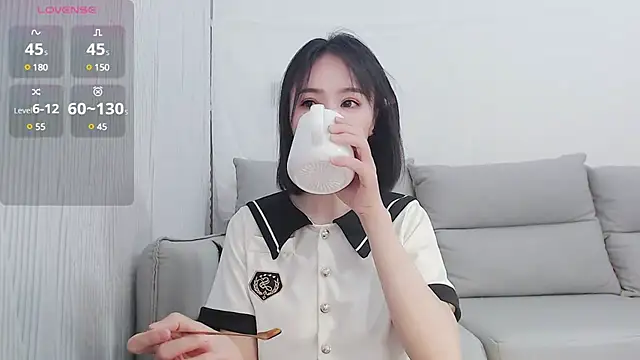 Koi-m- online show from February 2025 03:57:02 AM