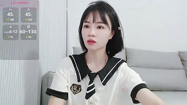 Koi-m- online show from February 2025 01:11:01 PM