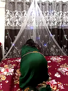 Cute-Bhavya online show from December 2024 11:40:01 AM