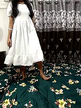 Cute-Bhavya online show from February 2025 11:10:02 AM