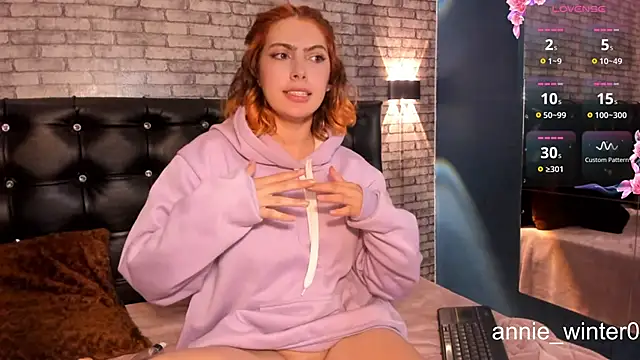 Annie  winter online show from January 2025 11:13:01 PM