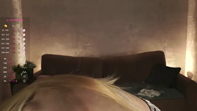 HildGalen online show from December 2024 01:21:01 AM