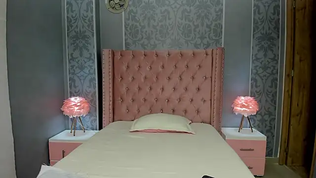 pola adams  online show from February 2025 11:34:01 AM