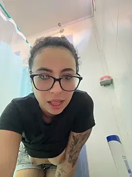 pola adams  online show from October 2025 08:29:02 PM