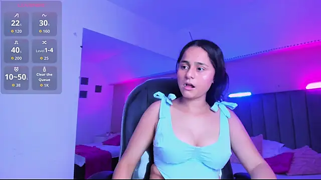 Snapshot of Giselle_Roldan chatting on July 2026 01:44:02 AM Giselle Roldan online show from July 2026 01:44:02 AM
