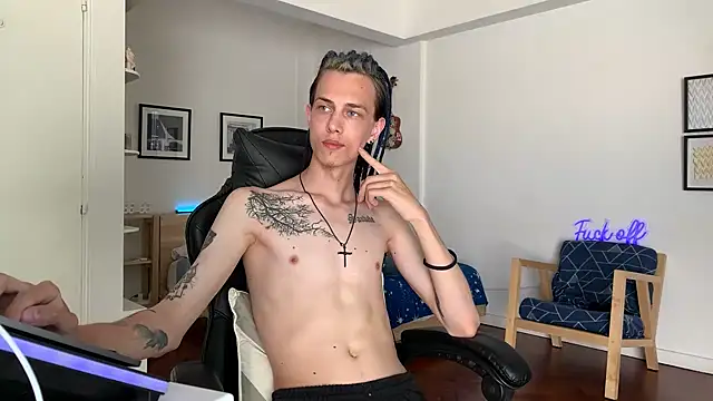 Den BlueXx online show from December 2024 01:00:01 PM