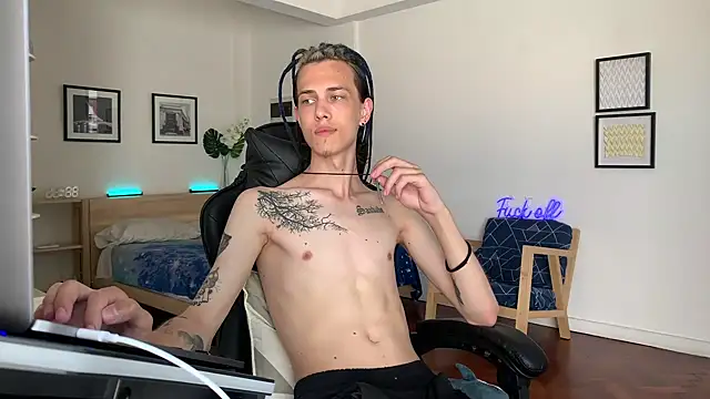 Den BlueXx online show from December 2024 01:23:02 PM