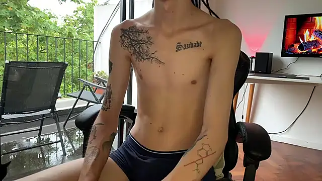 Den BlueXx online show from February 2025 06:15:02 PM