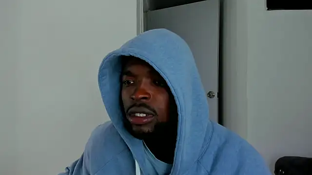 Dylan Taylor online show from November 2025 03:31:01 AM