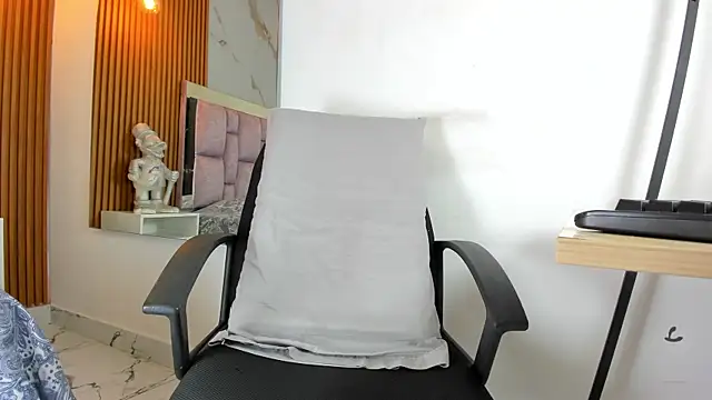 Snapshot of _Brihan chatting on December 2024 07:46:02 PM Brihan online show from December 2024 07:46:02 PM