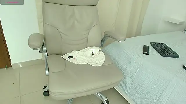 Snapshot of _Brihan chatting on February 2025 01:58:02 AM Brihan online show from February 2025 01:58:02 AM