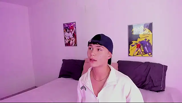 Snapshot of crushnier chatting on January 2025 12:14:01 PM crushnier online show from January 2025 12:14:01 PM