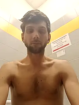 dariodario online show from February 2025 05:53:02 PM